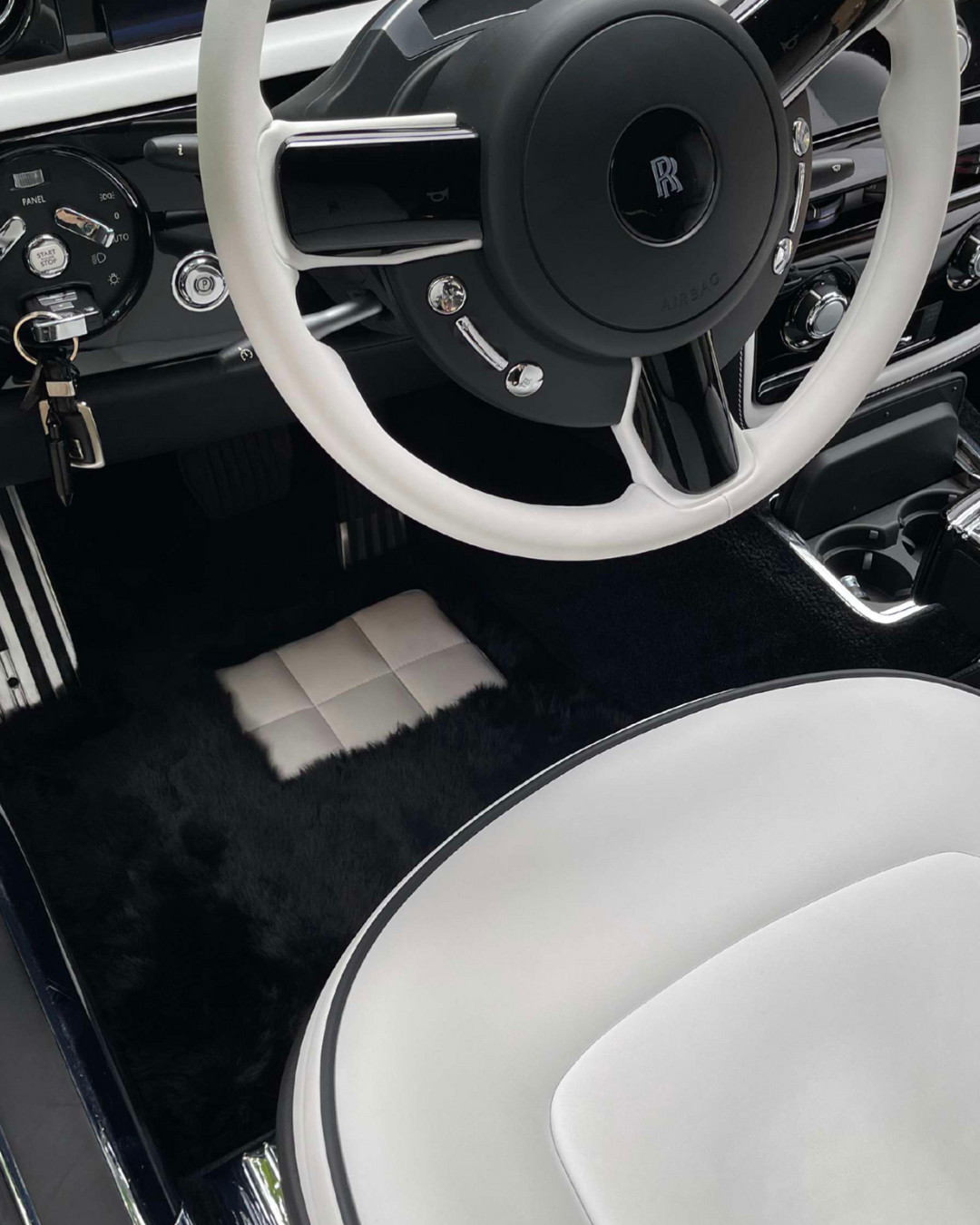 Rolls-royce style lambswool floor mats custom made for any car.